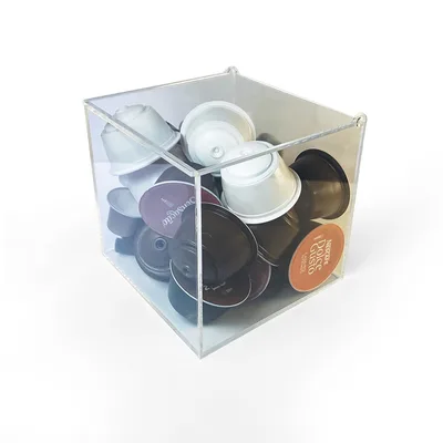 Porta Cápsulas de Café em Acrílico Cristal 13x13x13cm com Tampa Articulada Fixa, Caixa Organizadora Premium Multiuso para Cozinha, Escritório e Banheiro, Expositor para Visitas.