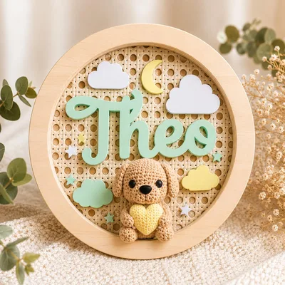 porta maternidade Quadro personalizado de acordo com o nome do seu bebê | Pinus, mdf, palha indiana e PLA