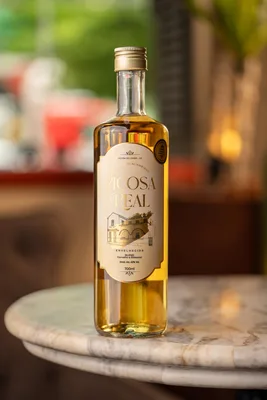Cachaça Viçosa Real Envelhecida Ouro 700ml | Cachaça Premiada com Ouro na San Francisco World Spirits Competition, a maior Competição do Mundo de bebidas destiladas.