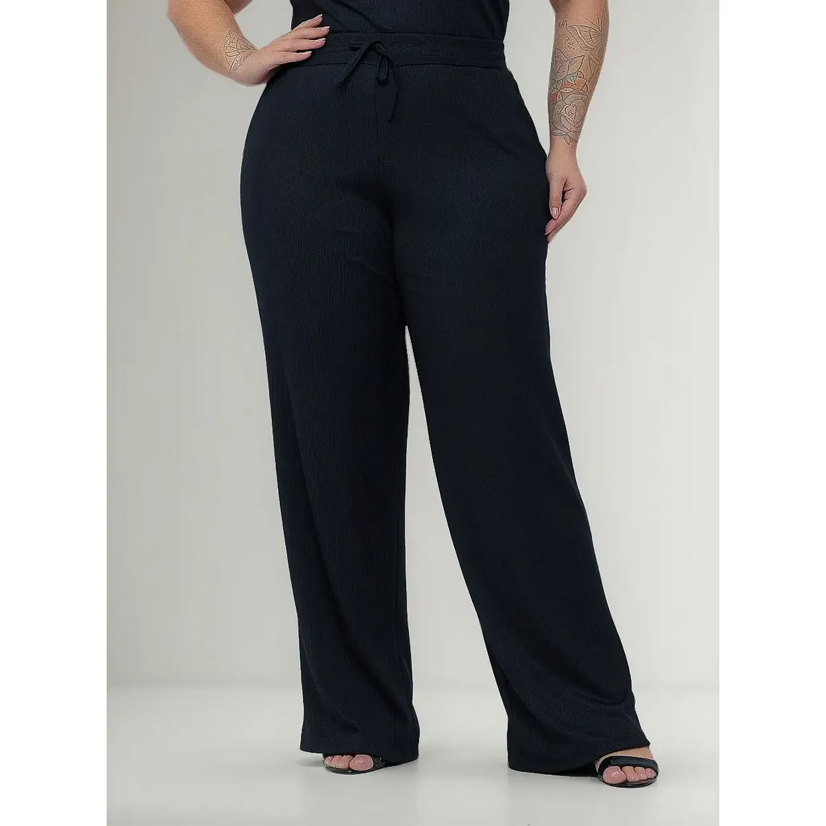 Calça Plus Size Pantalona Wide Leg Bolso Confortável Até G3