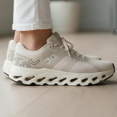 Tênis Esportivo On Running Cloud Masculino E Feminino Promo