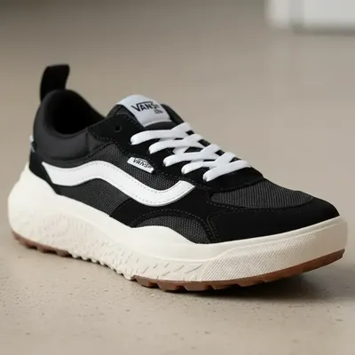 Tênis Vans Ultrarange Neo Vr3 Preto E Branco Sola Grossa