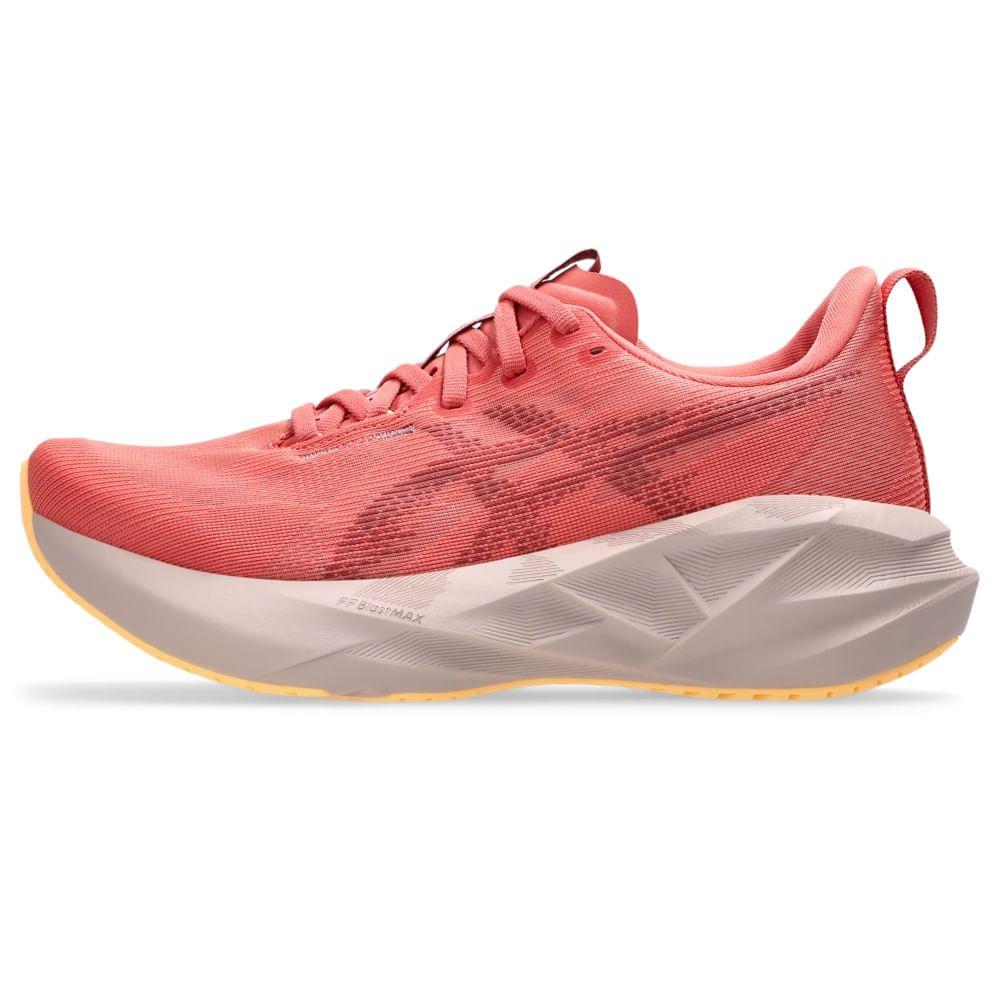 Tênis ASICS Novablast 5 - Feminino - Rosa/Roxo